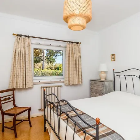 Quinta Do Arneiro アゼイタオン